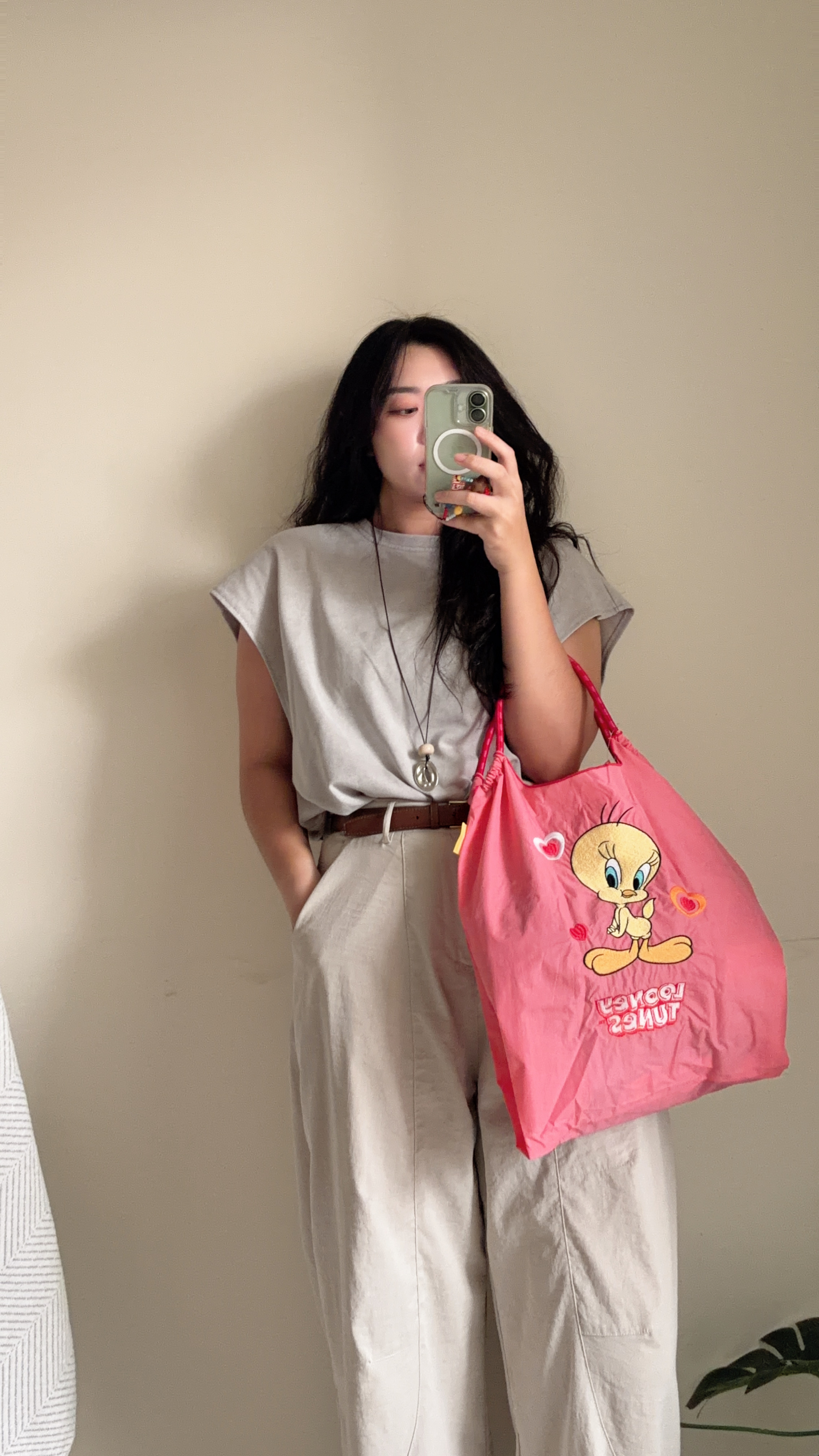 日本 Ball & Chain × Looney Tunes 崔弟 Tweety 刺繡托特包 日本 Ball & Chain × Looney Tunes 崔弟 Tweety 刺繡托特包